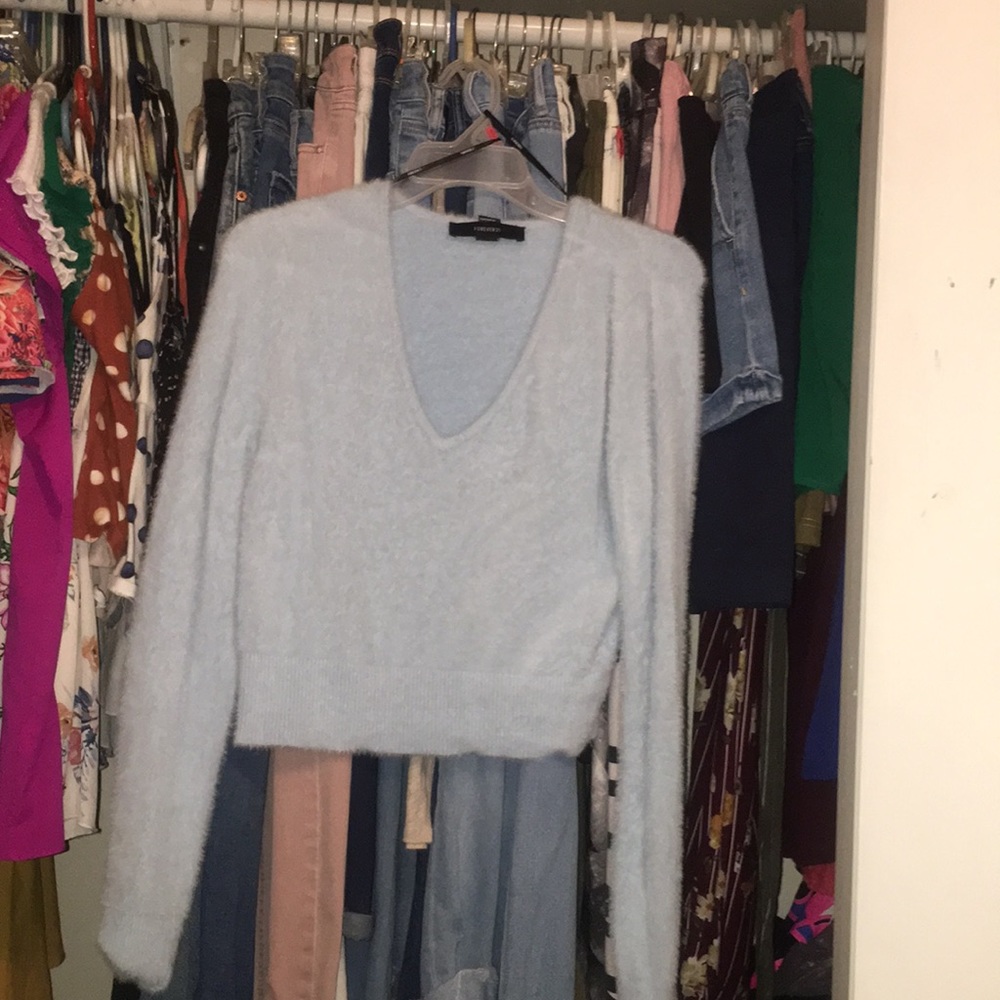 SWEATER FROM FOREVER 21
